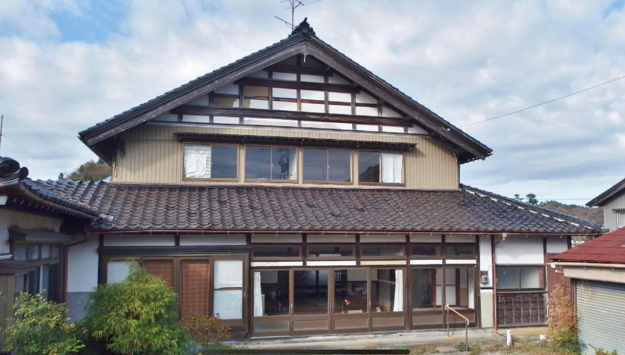【受付募集中】【海まで歩いて10分！】イチゴの栽培のお手伝いをしてみませんか？
