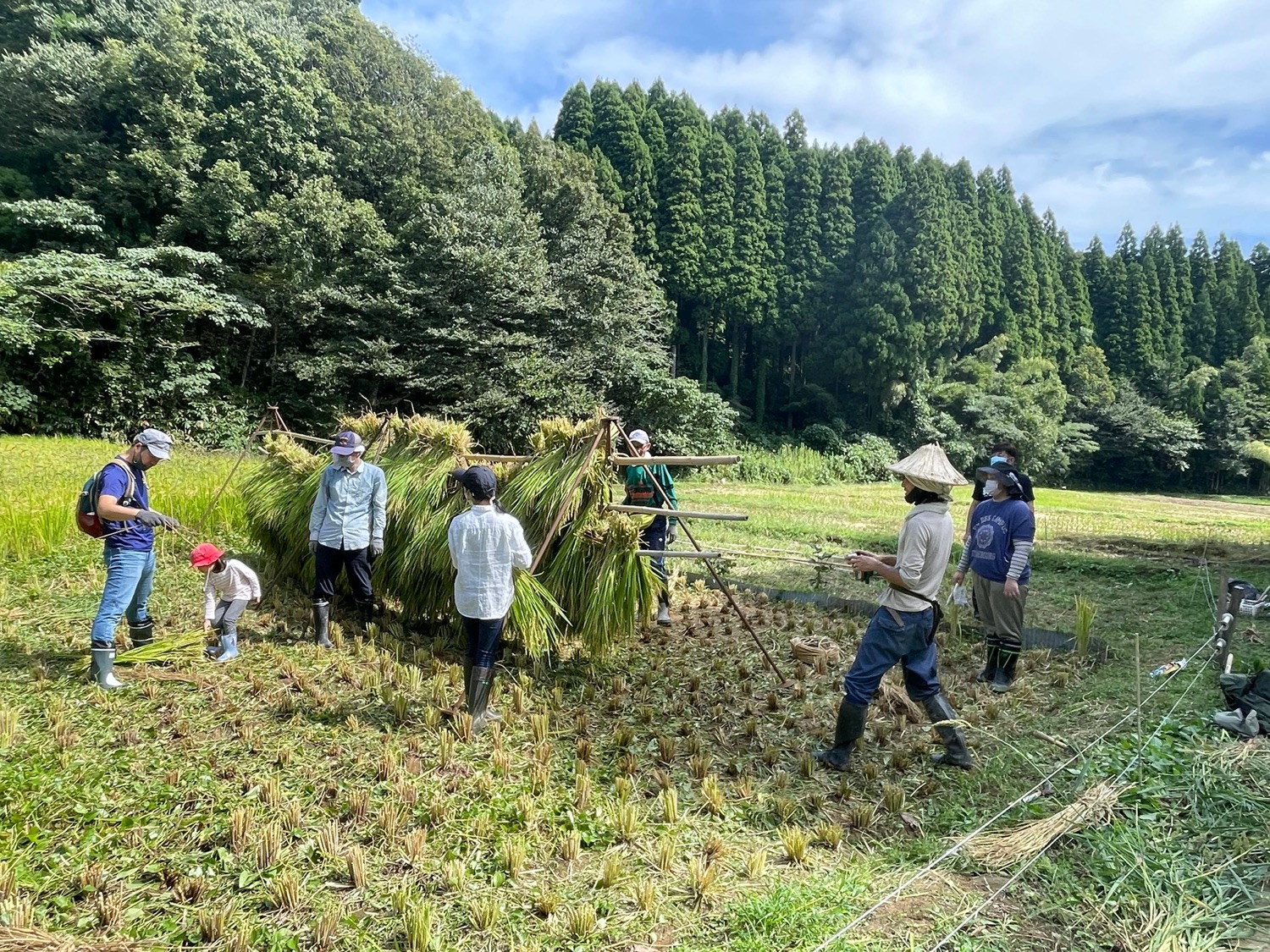 【受付募集中】里山資源を循環させ、次世代を生かす新たな価値を創造しています。笑いと藝術が交響する田園の未来を大切な人たちと共に。